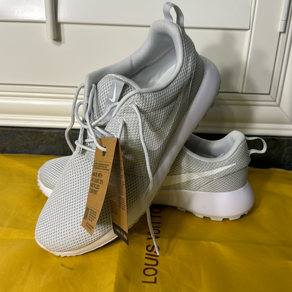 Nike - Roshe One